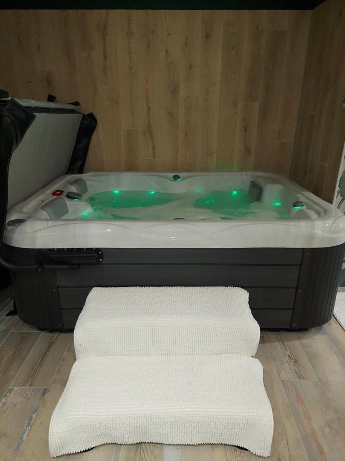 Au Spa D'Eau Pale Ferques Dış mekan fotoğraf